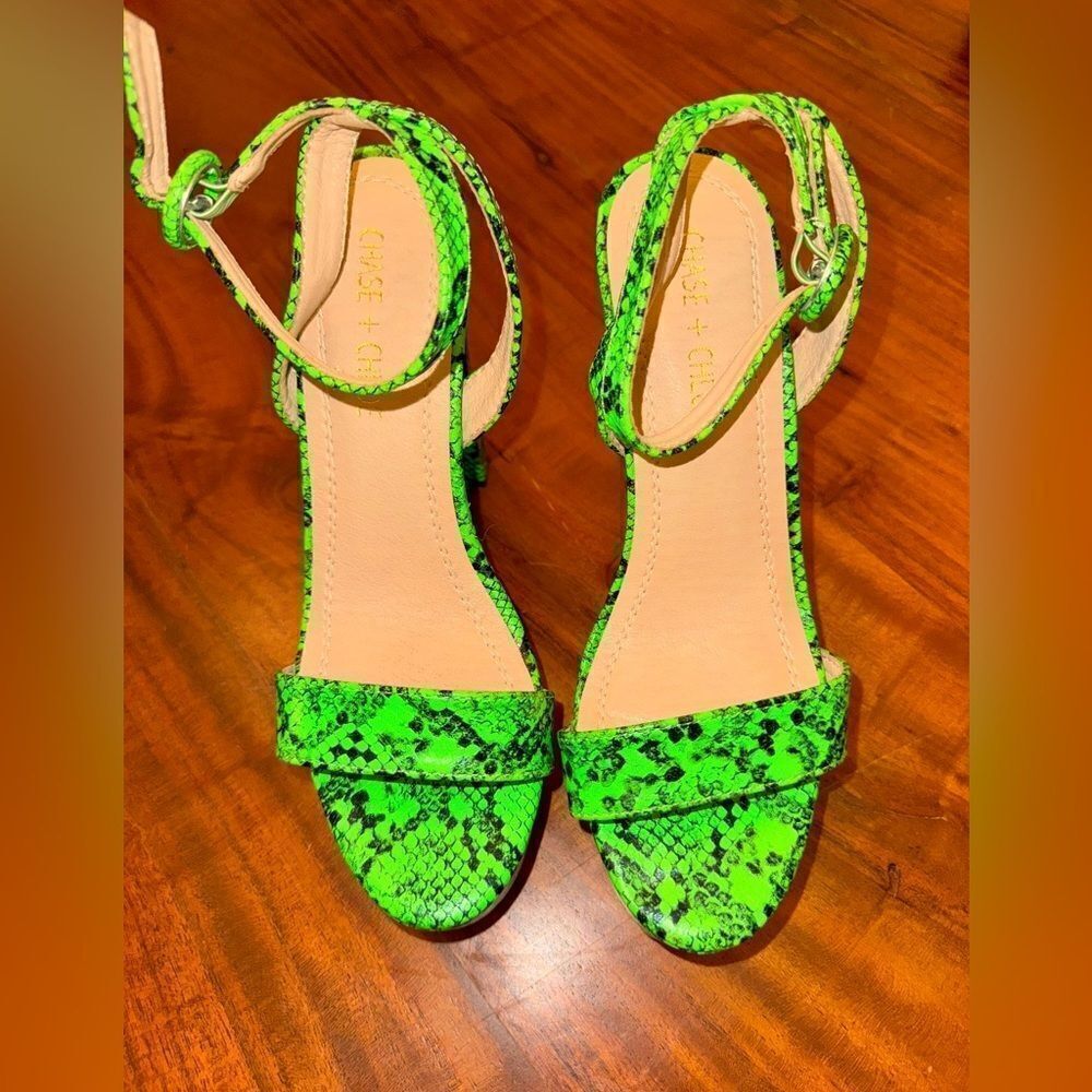 Nordstrom: Lime Green faux Snakeskin Platform Heels NWOT SZ 7